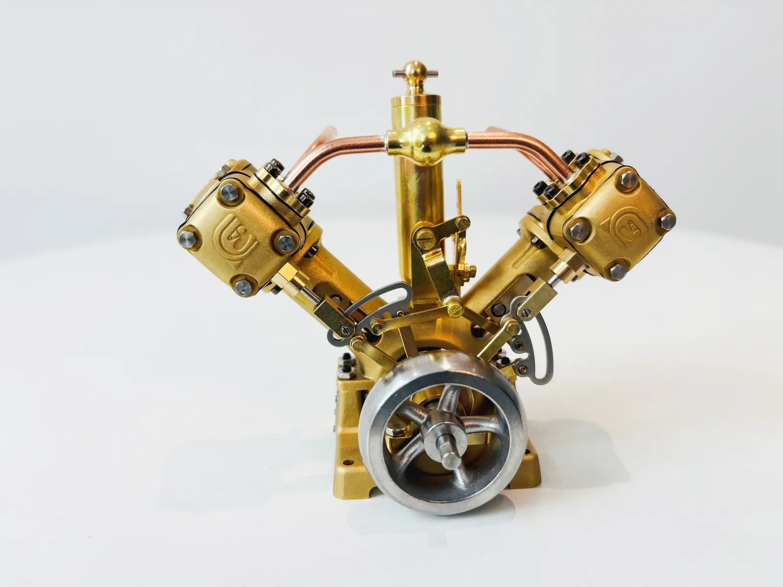 V2-Modell-Dampfmaschine — Ansicht 19