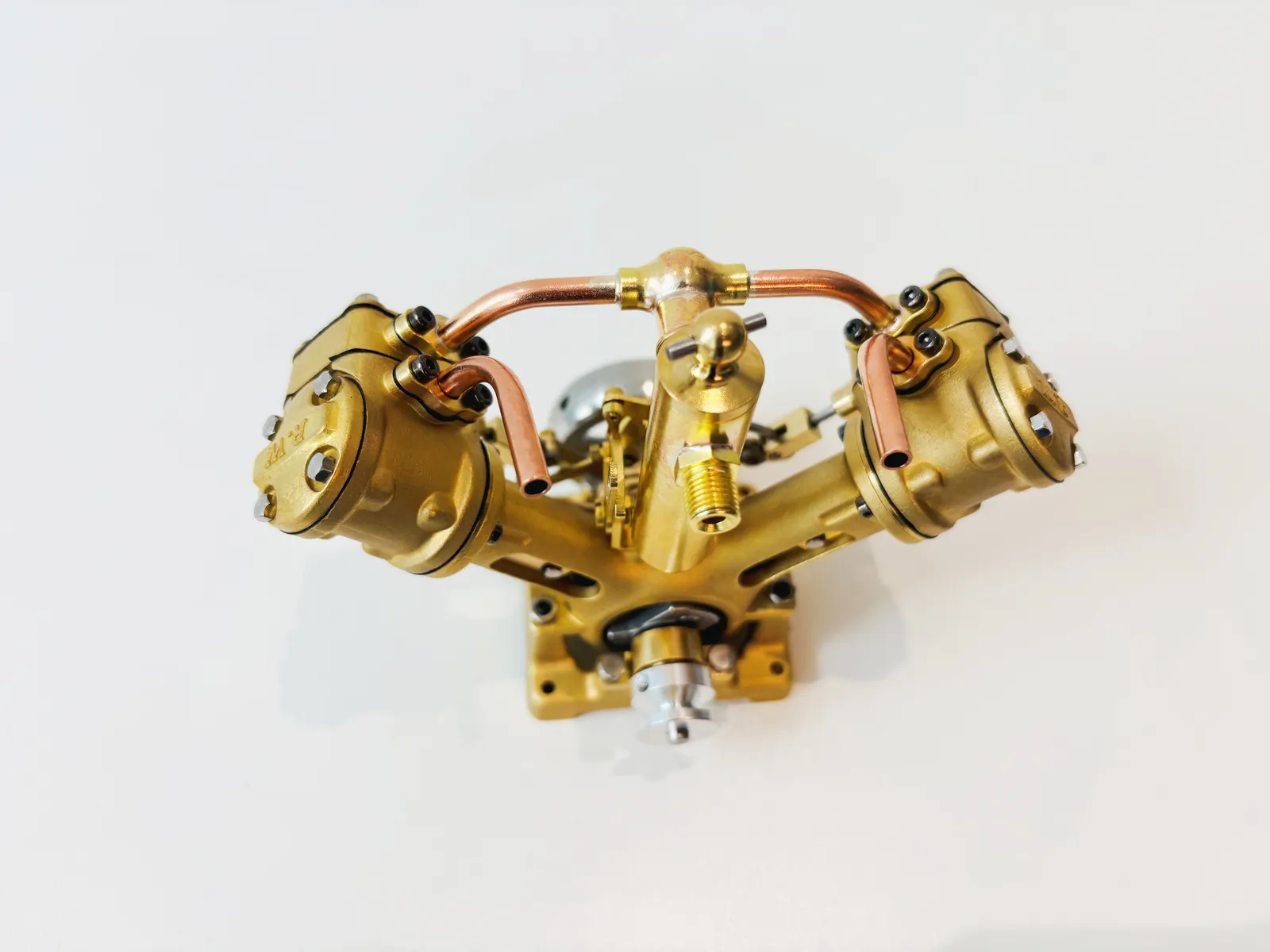 V2-Modell-Dampfmaschine — Ansicht 21